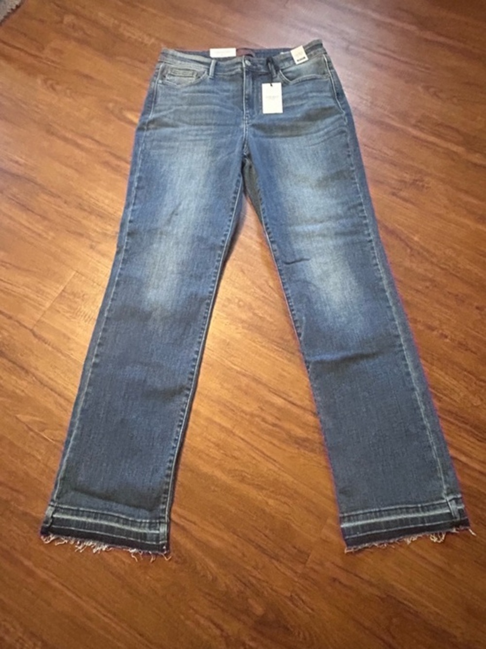 Judy Blue Medium Blue Straight-Leg Women's Jeans